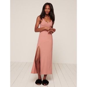 🍑 Cute pink Paltrow Dress by Reformation 🍓